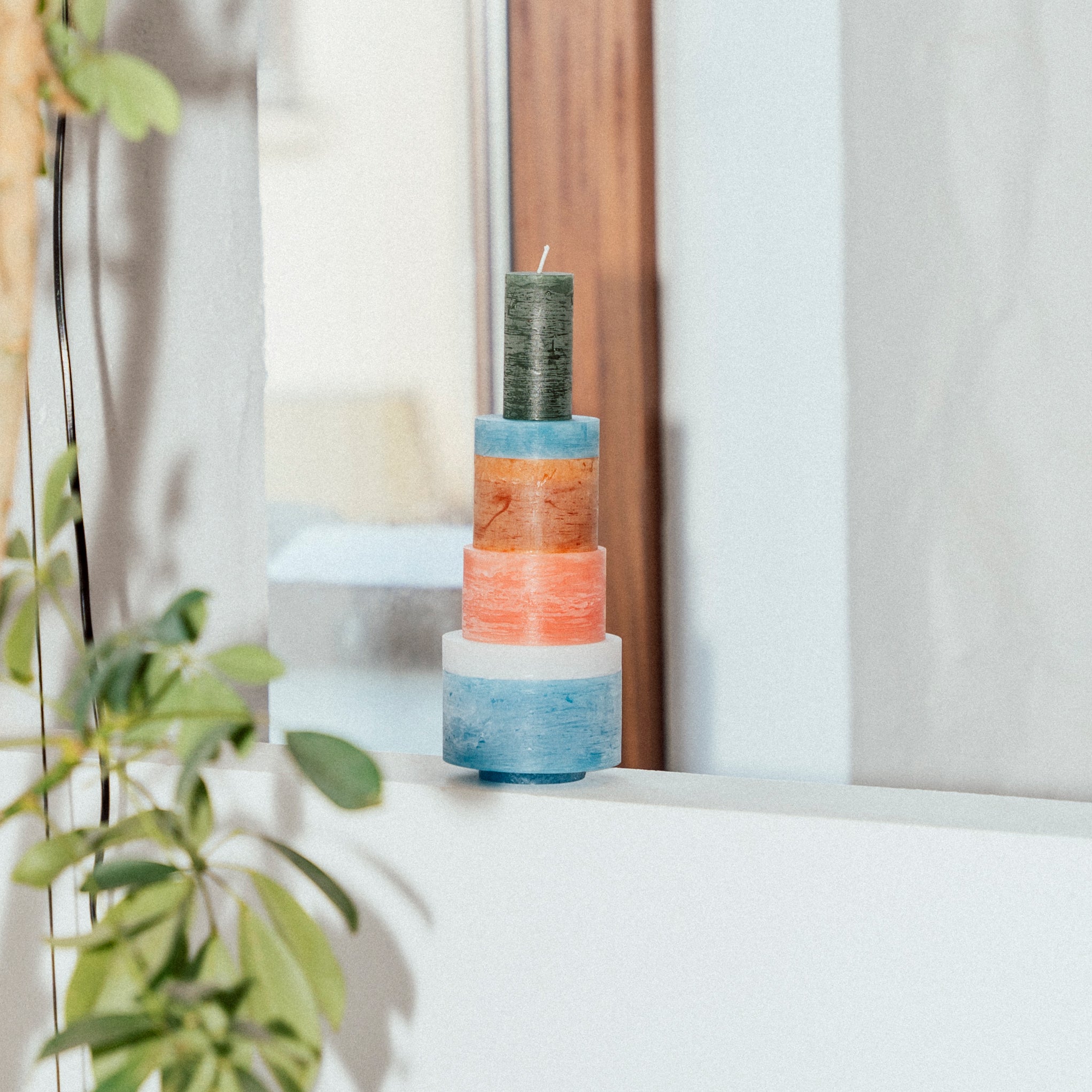 Stan Editions - CANDL STACK 06- Multicolor (Design Museum Ghent Edition), candle stacks, stapelkaarsen, Luxe kaarsen, Design kaarsen, Exclusieve kaars, stapel kaarsen